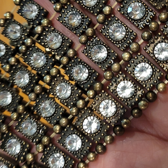 Rhinestone & Brass Beaded bracelet LIKE NEW, Heavy wirh A Lovely Fit! - Picture 6 of 7